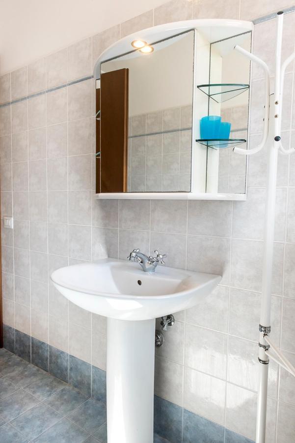 S130 - Sirolo, Deliziosa Villetta Con Terrazzo Extérieur photo